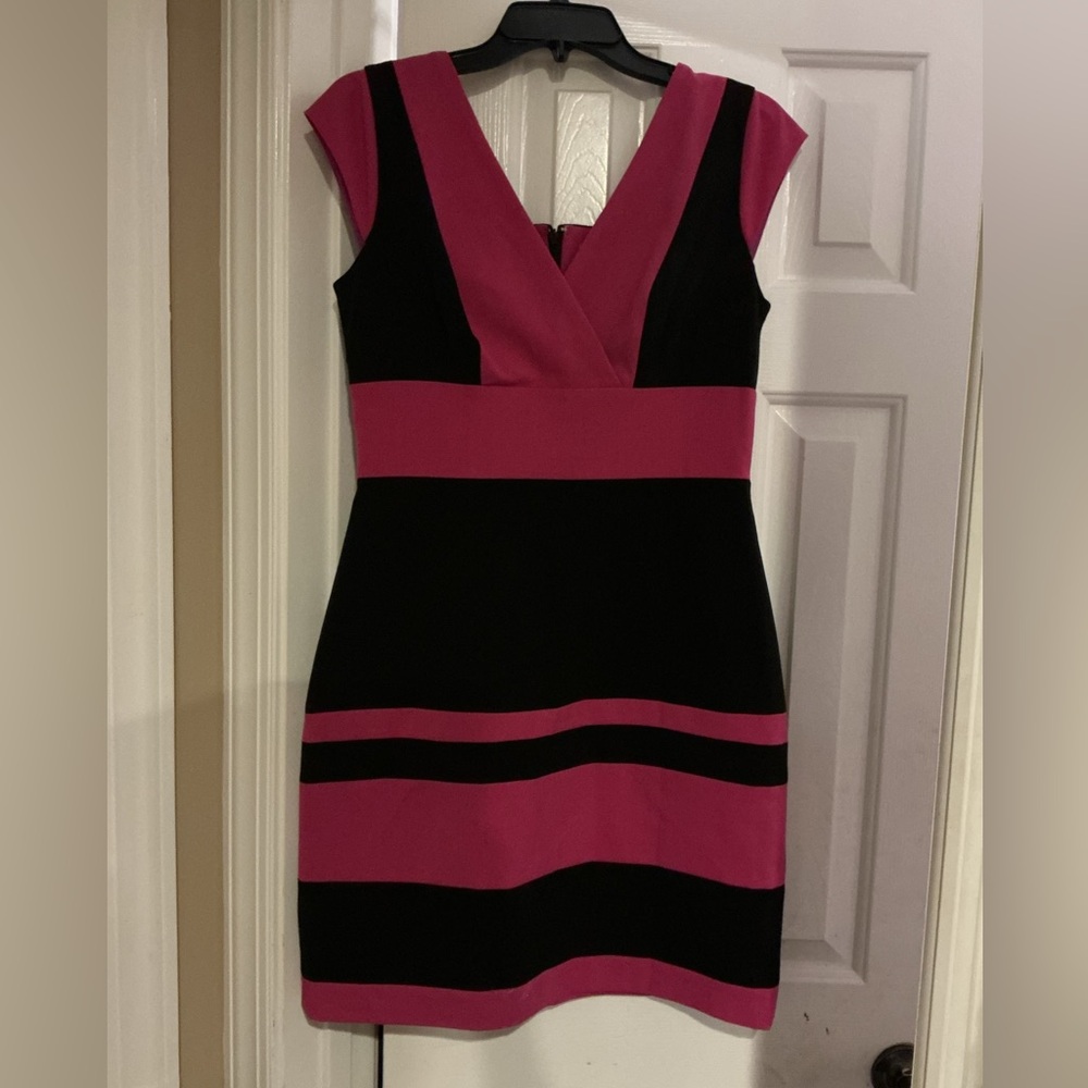 Marc New York V-Neck Pink and Black Mini Dress